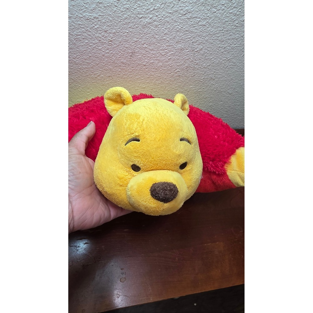 Disney Winnie the Pooh‎ Pillow Pets Plush Toy Yellow Red Unisex Small 15 Inch